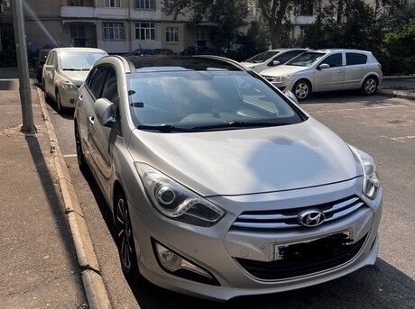 Hyundai i40 2012