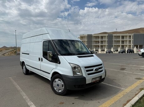 Ford Transit 2010