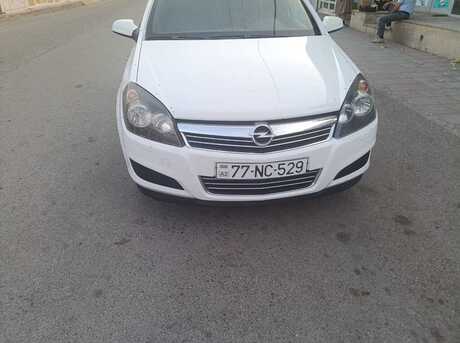 Opel Astra 2009
