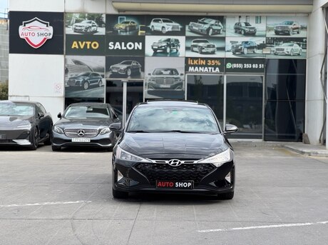 Hyundai Elantra 2019