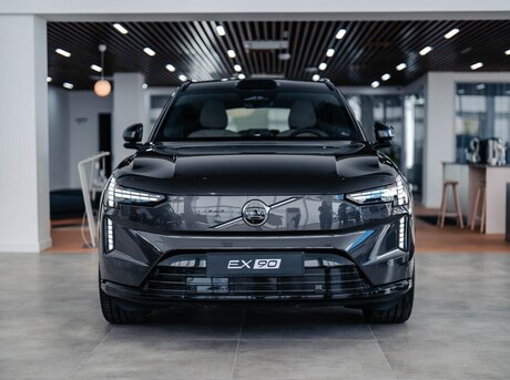 Volvo EX90