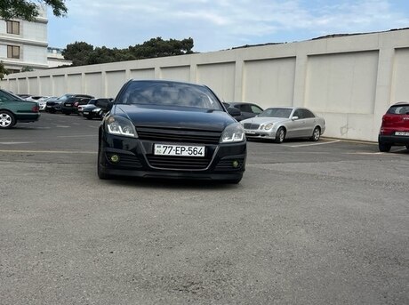 Opel Astra 2005