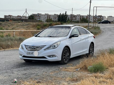 Hyundai Sonata 2010