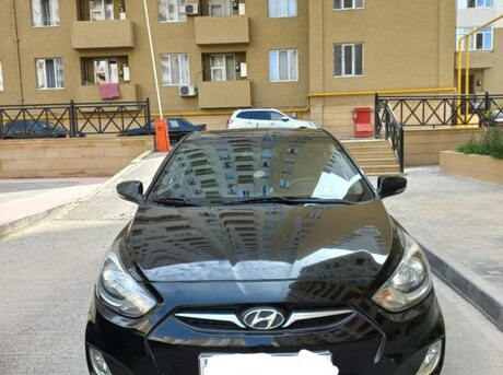 Hyundai Accent