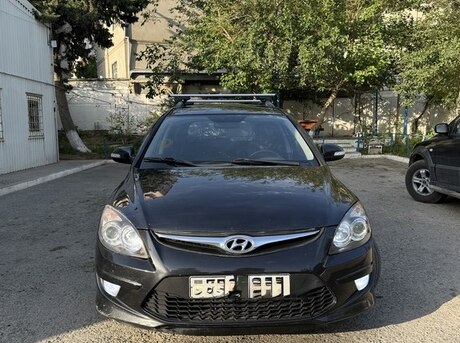 Hyundai i30 2010