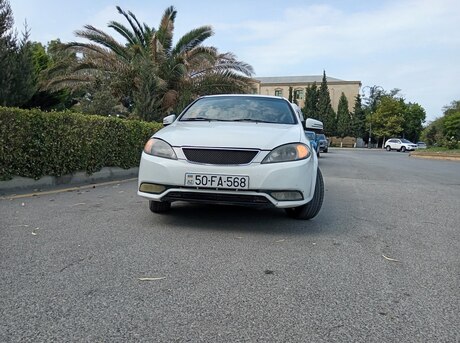 Daewoo Gentra 2014