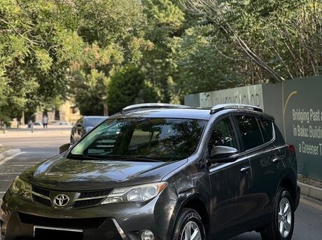 Toyota RAV4 2013