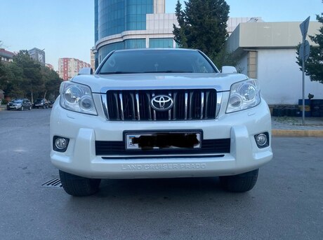 Toyota Land Cruiser Prado 2010
