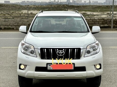 Toyota Land Cruiser Prado 2013