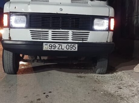 Mercedes 208 D 1991