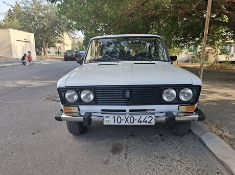 LADA (VAZ) 2106 2000