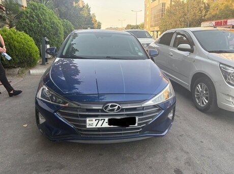 Hyundai Elantra 2019