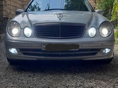 Mercedes E 270 2004