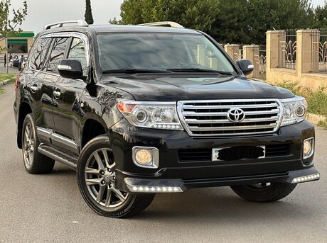 Toyota Land Cruiser 2011
