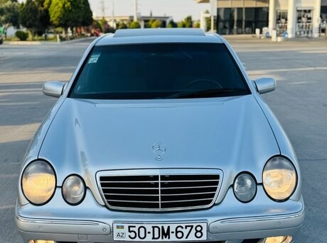 Mercedes E 240 2000