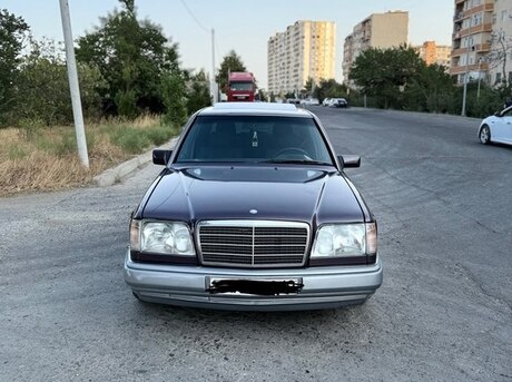 Mercedes E 220