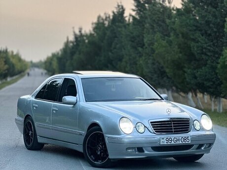 Mercedes E 240 2000