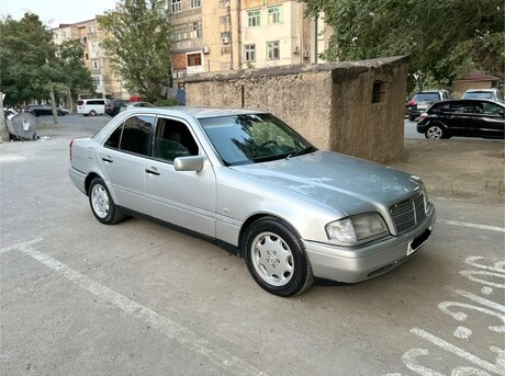 Mercedes C 200 1995