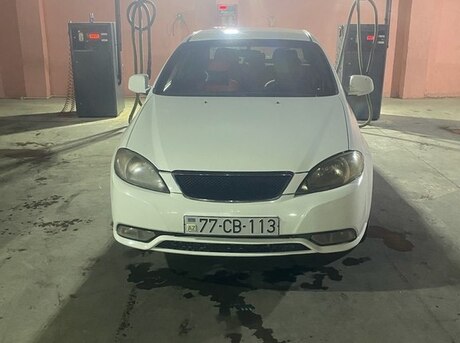 Daewoo Gentra 2014