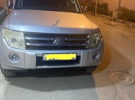Mitsubishi Pajero 2007