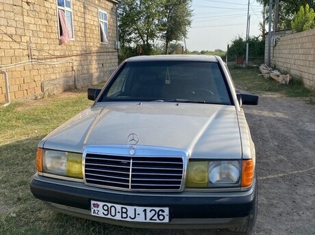 Mercedes 190