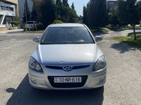 Hyundai i30 2010