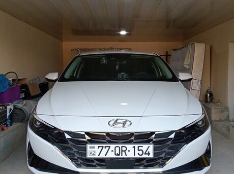 Hyundai Elantra 2020