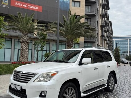 Lexus LX 570 2011