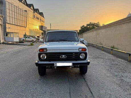 LADA (VAZ) Niva