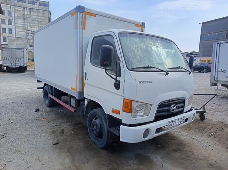 Hyundai HD-65 2013