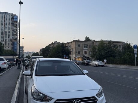 Hyundai Accent
