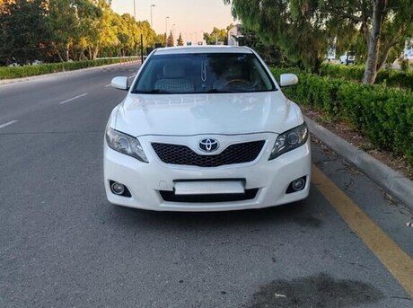Toyota Camry 2011