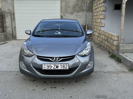 Hyundai Elantra 2013