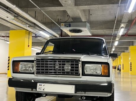 LADA (VAZ) 2107 2005