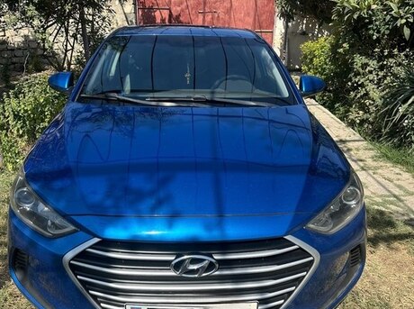 Hyundai Elantra 2017