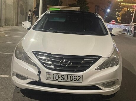 Hyundai Sonata 2011