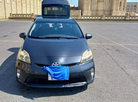 Toyota Prius 2012