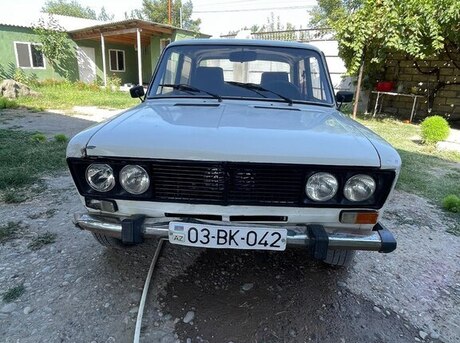 LADA (VAZ) 2106 1985