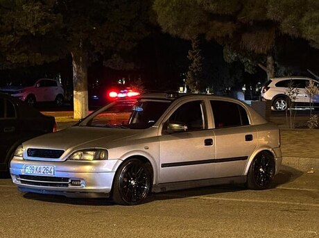 Opel Astra 1999