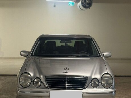 Mercedes E 240 2000