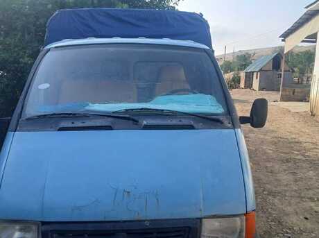 GAZ 27527-745 2000