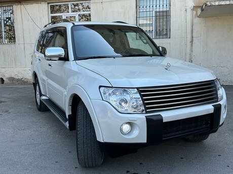 Mitsubishi Pajero 2007