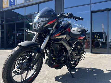 Bajaj Pulsar NS 200