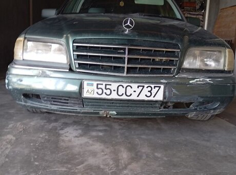 Mercedes C 180