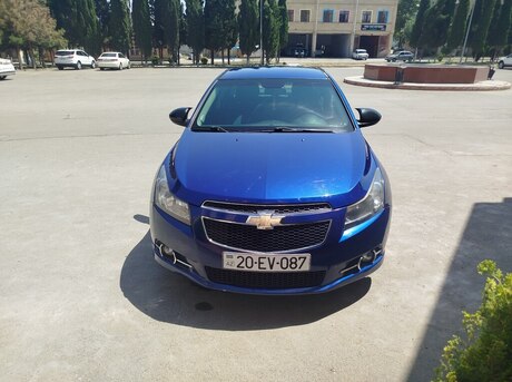 Chevrolet Cruze 2011
