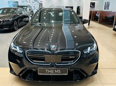 BMW M5