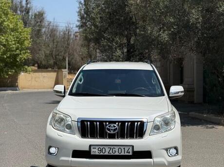 Toyota Land Cruiser Prado 2010