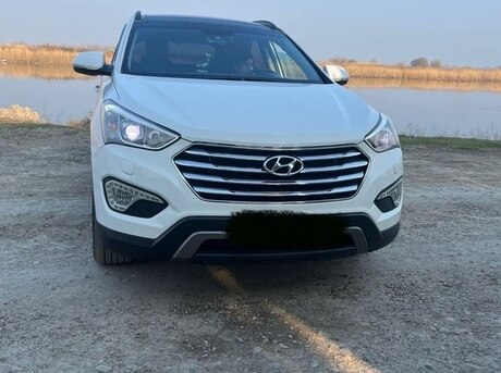 Hyundai Grand Santa Fe