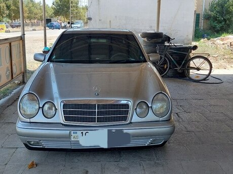Mercedes E 240 1998