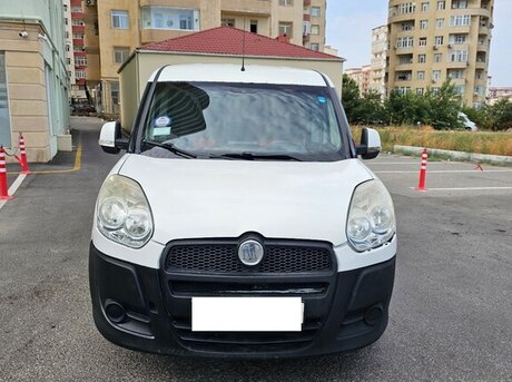Fiat Doblo 2011